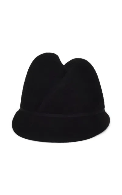 Gigi Burris Cornelia Sculptural Cap In Black