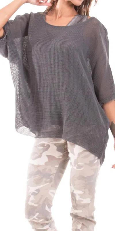 Gigi Moda Calandra Linen Kaftan Top In Charcoal In Gray