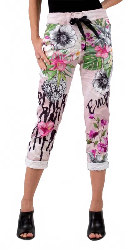 Gigi Moda Celina Floral Tropical Pants In White In Multi