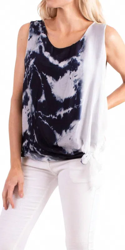Gigi Moda Corfu Sleeveless Blouse In Navy In White
