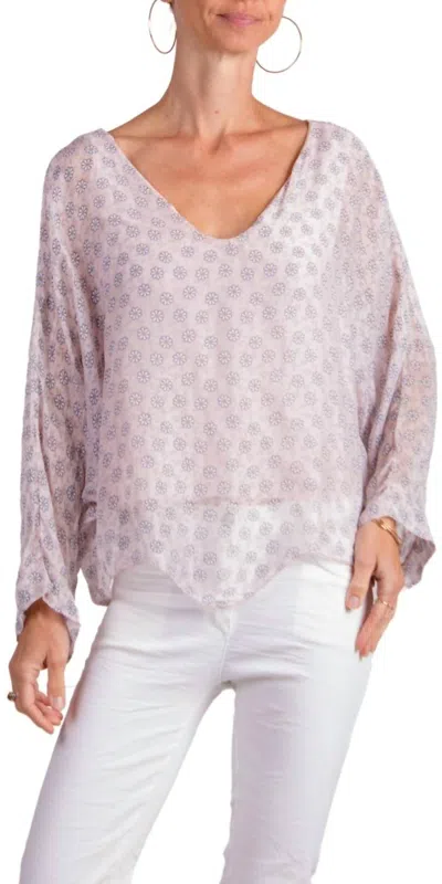 GIGI MODA DAISY PRINT ISABETTA V-NECK TOP IN PINK