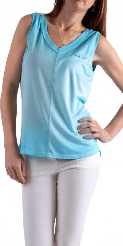 Gigi Moda Ferno V-neck Two Tone Tank In Turquoise In Blue