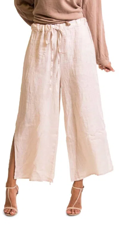 Gigi Moda Flo Linen Capri Pants In Beige In Neutral