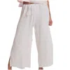 Gigi Moda Flo Linen Capri Pants In White In White