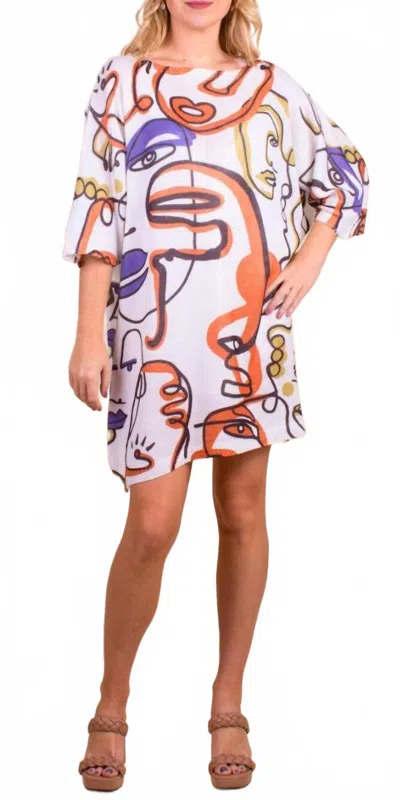 Gigi Moda Greta Sweater Tunic In White In Multi