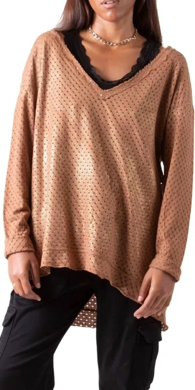 Gigi Moda Il Foro Long Sleeve Top In Rust In Brown