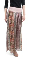 Gigi Moda Jasmin Geometric Flower Slit Pant In Pink In Pink