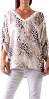 Gigi Moda Lara V-neck Blouse In Beige In Neutral
