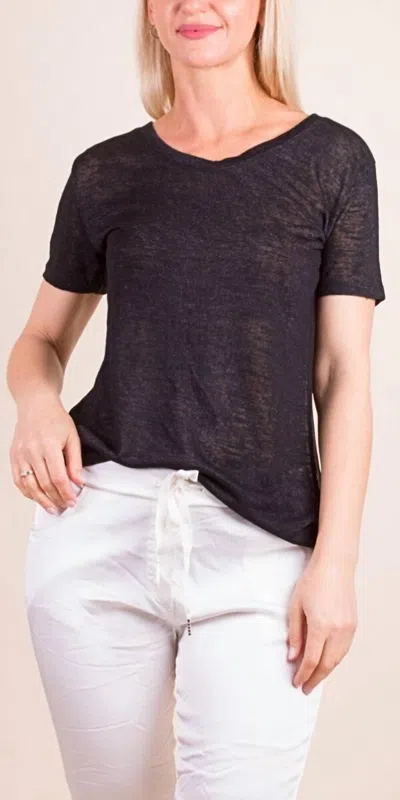 Gigi Moda Loreto Crew Neck T-shirt In Black In Purple