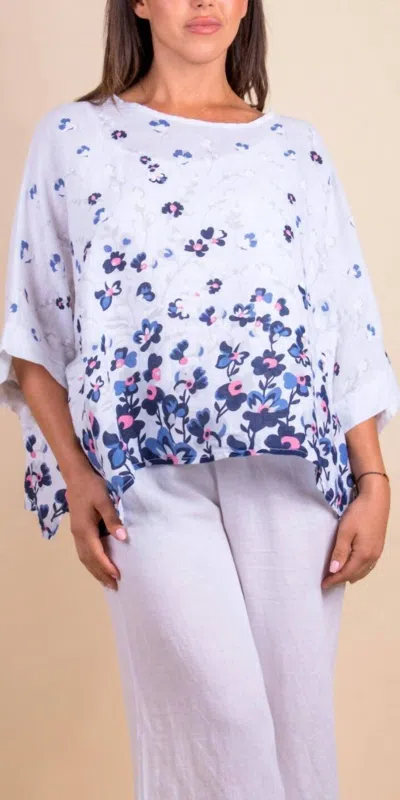 Gigi Moda Lucy Floral Blouse In White In Blue