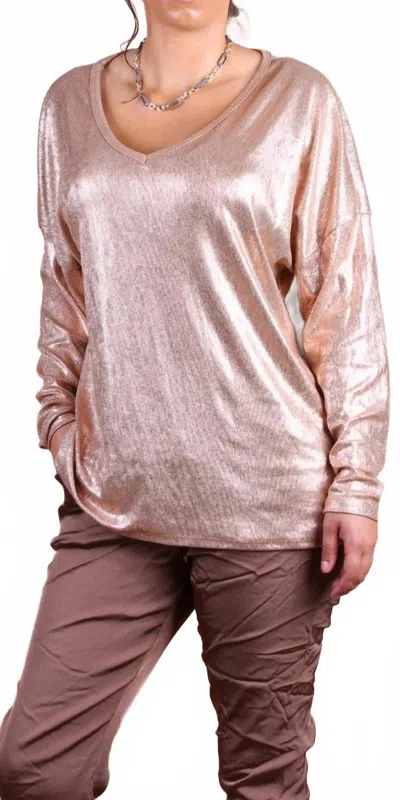 Gigi Moda Luminare V-neck Top In Camel In Brown