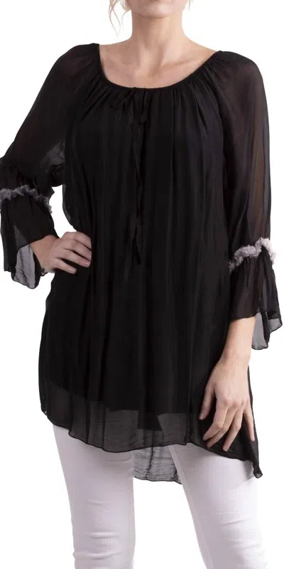 Gigi Moda Manarola Long Sleeve Blouse In Black In Animal Print