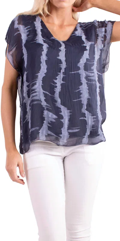 Gigi Moda Natacha Short Sleeve Tie Dye Top In Navy In Blue