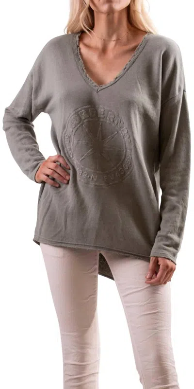 Gigi Moda Nordernen V-neck Sweater In Olive In Gray