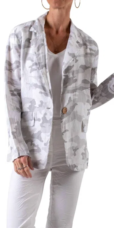 Gigi Moda Sabrina Camo Linen Blazer In White In Gray