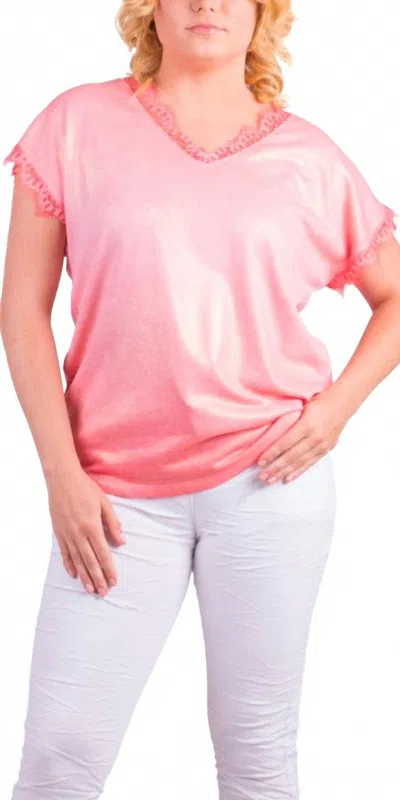 Gigi Moda Splendore Short Sleeve Tee In Coral In Pink