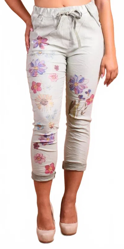 Gigi Moda Veneto Floral Skinny Pants In Olive In White