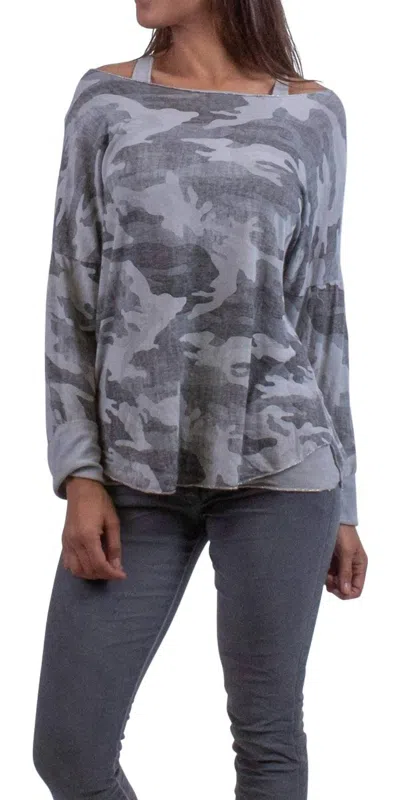 Gigi Moda Vittoria Camo Sweater In Grey In Gray