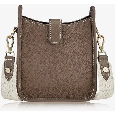 Gigi New York Ellie Crossbody In Brown