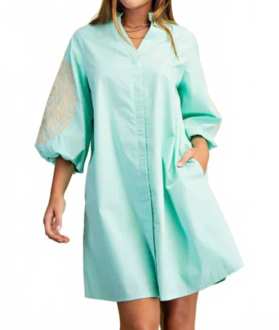 Gigio Button-down Mini Shift Dress In Mint In Green