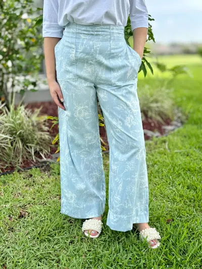 Gigio Garden Stroll Pants In Light Denim In Blue