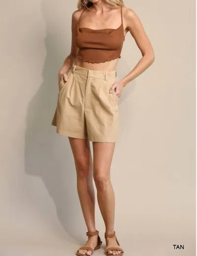 Gigio Tailored Mid-length Shorts In Tan In Beige