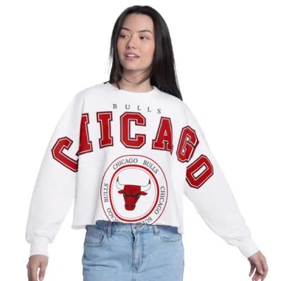 G-iii 4her By Carl Banks White Chicago Bulls Bleachers Cropped French Terry Sweatshirt