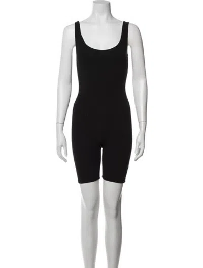 Pre-owned Gil Rodriguez Scoop Neck Romper In Black