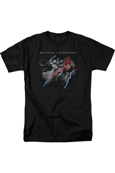 Gildan Batman V Superman Lightning Fight Short Sleeve Adult Tee / T-shirt In Black