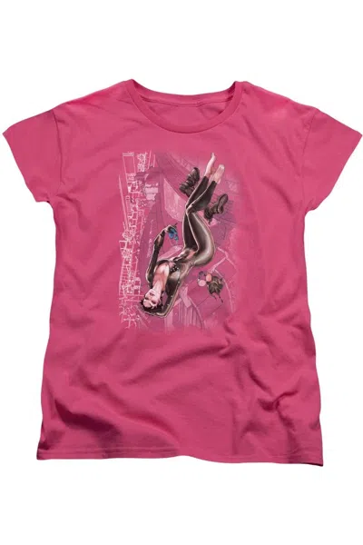 Gildan Justice League Of America Catwoman #1 Short Sleeve Womens Tee / T-shirt In Pink