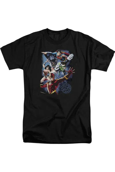 Gildan Justice League Of America Galactic Attack Color Short Sleeve Adult Tall Tee / T-shirt In Black