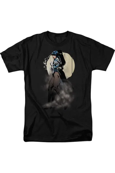 Gildan Justice League Of America Zatanna Illusion Short Sleeve Adult Tee / T-shirt In Black