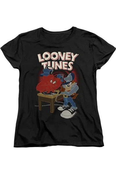 Gildan Looney Tunes Dj Looney Tunes Short Sleeve Women´s Tee / T-shirt In Black