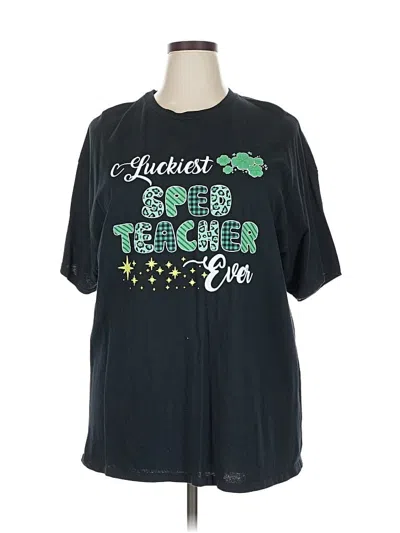 Pre-owned Gildan Short Sleeve T-shirt In Green