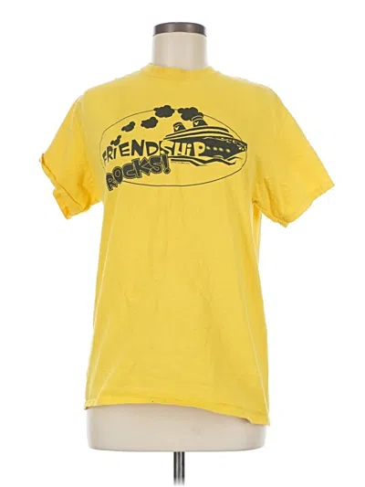 Pre-owned Gildan Short Sleeve T-shirt In Yellow
