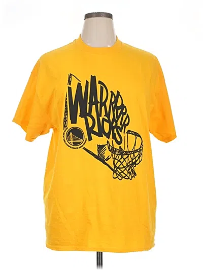 Pre-owned Gildan Short Sleeve T-shirt In Yellow