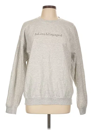 Pre-owned Gildan Sweatshirt In Silver