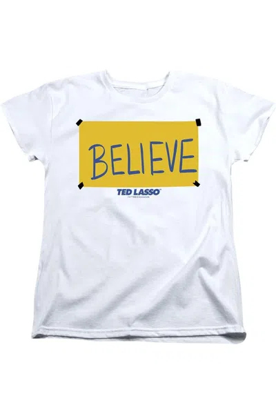 Gildan Ted Lasso Ted Lasso Believe Sign Short Sleeve Women´s Tee / T-shirt In White