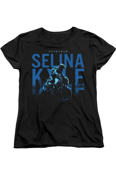 Gildan The Batman Selina Kyle Motorcycle Short Sleeve Women´s Tee / T-shirt In Black