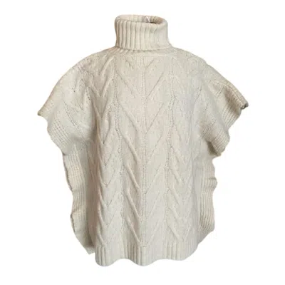 G.i.l.i. Cozy Cable Knit Sweater In Ivory In White