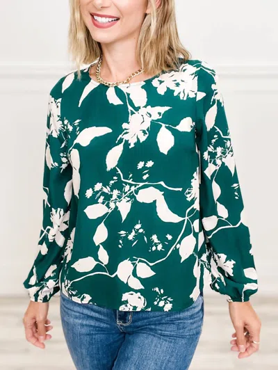 Gilli Betsy Floral Top - Plus In Green