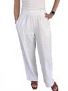 Gilli Carly Eyelet Pants In White In White