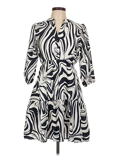 Pre-owned Gilli Casual Dress In White