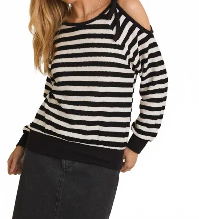 Gilli Cut-out Long Sleeve Top In White-black Stripe