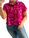 Gilli Floral Collared Button Up Top In Red/fuchsia In Multi