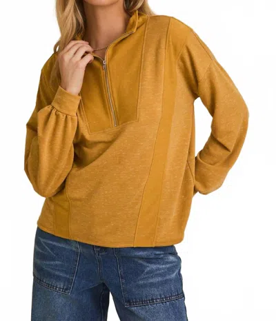 Gilli Half Zip Reverse Fabric Top In Mustard In Multi