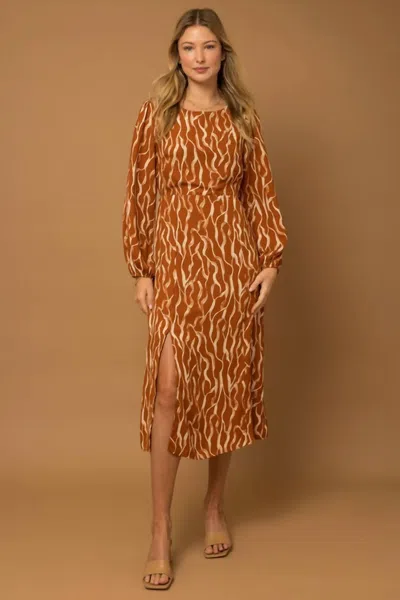 Gilli Long Sleeve Back Open Slit Abstract Print Dress In Camel Abstract In Brown