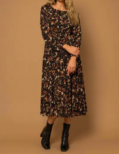 Gilli Monroe Dress In Black-brown