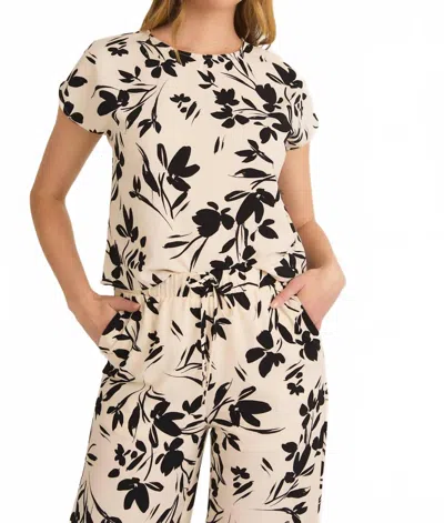 Gilli Shadow Garden Floral Print Top In Cream-black Floral In White