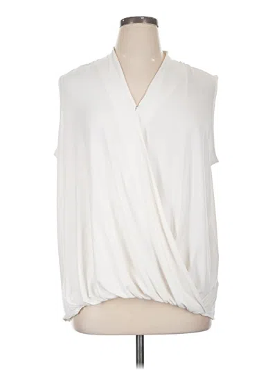 Pre-owned Gilli Sleeveless Blouse In Ivory